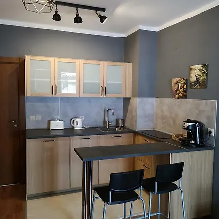 Cozy One Bedroom Near Gondola Ii Apartmán *